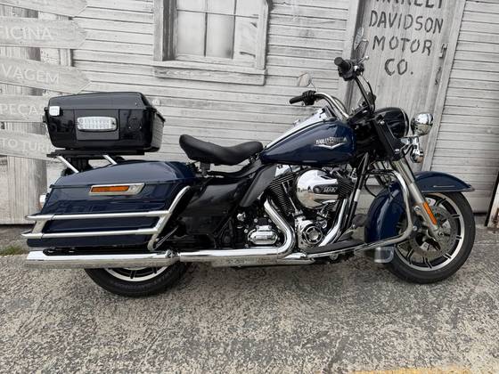 HARLEY-DAVIDSON ROAD KING POLICE HARLEY-DAVIDSON ROAD KING POLICE